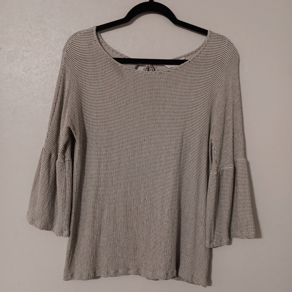 LC Lauren Conrad Textured Blouse Women's Sz. M Beige w/ Black Stripes Back Tie
